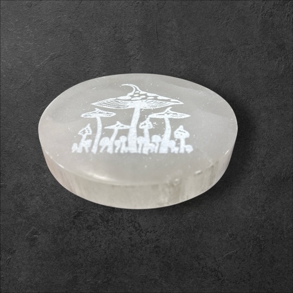 Selenite Satin Spar Mushroom Coaster Charging Decor Plate - Picture 3 of 4